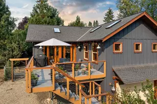 81 Vancouver Dr, Port Townsend, WA 98368 - Photo 1