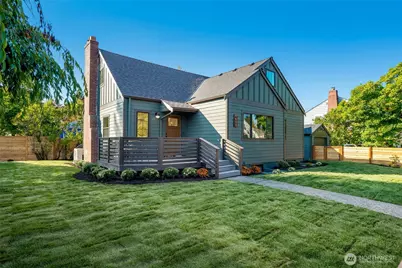 9653 7th Avenue NE, Seattle, WA 98115 - Photo 1