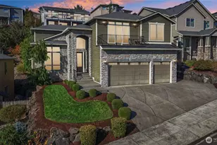 795 W X St, Washougal, WA 98671 - Photo 1