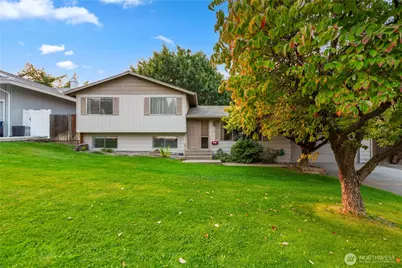 1408 Bel Air Drive, East Wenatchee, WA 98802 - Photo 1