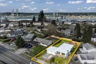 1730 N Narrows Dr, Tacoma, WA 98406 - Photo 1