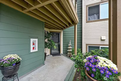 3008 N Narrows Drive #E101, Tacoma, WA 98407 - Photo 1