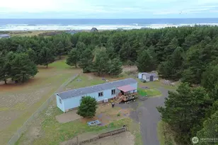 925 State Route 105, Grayland, WA 98547 - Photo 1