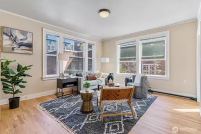 905 NE 43rd Street #111, Seattle, WA 98105 - Photo 1