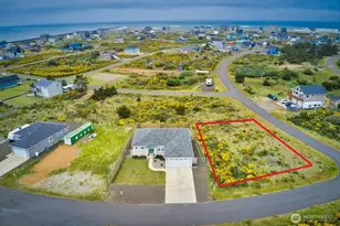 1401 Diamond Head Ave SW, Ocean Shores, WA 98569 - Photo 1