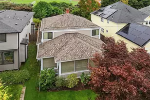 7049 33rd Ave NE, Seattle, WA 98115 - Photo 1