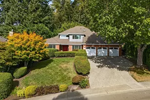 11834 SE 78th St, Newcastle, WA 98056 - Photo 1