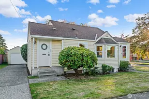 4201 S Spencer St, Seattle, WA 98118 - Photo 1