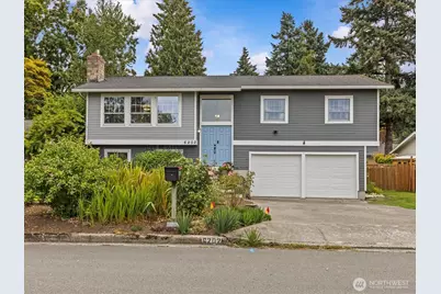 6202 120th Avenue NE, Kirkland, WA 98033 - Photo 1