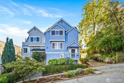 2613 E Howell Street, Seattle, WA 98122 - Photo 1