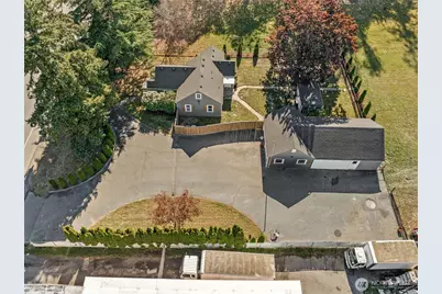 7714 Waller Road E, Tacoma, WA 98443 - Photo 1