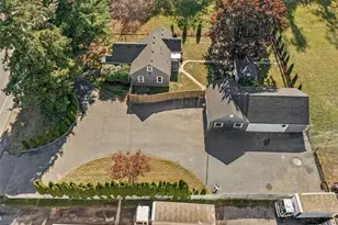 7714 Waller Rd E, Tacoma, WA 98443 - Photo 1