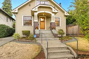 4417 Thackeray Pl NE, Seattle, WA 98105 - Photo 1