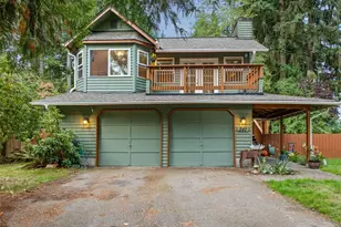 241 NE Watson Ct, Bremerton, WA 98311 - Photo 1