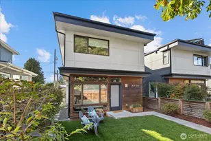 2705 47th Ave SW, Seattle, WA 98116 - Photo 1