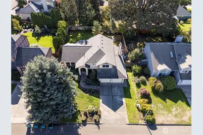 2113 NE 152nd Street, Vancouver, WA 98686 - Photo 1