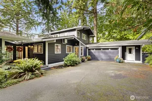 11925 Manzanita Ln NE, Bainbridge Island, WA 98110 - Photo 1