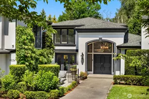 8234 NE 8th St, Medina, WA 98039 - Photo 1