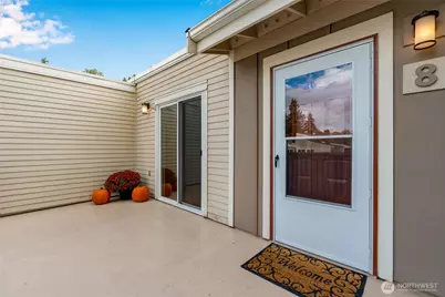 12712 NE 120th Street #G8, Kirkland, WA 98034 - Photo 1
