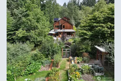 3700 Redtail Lane, Clinton, WA 98236 - Photo 1