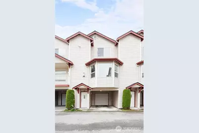 8823 Holly Drive #512, Everett, WA 98208 - Photo 1