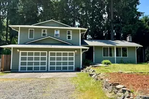 18624 59th St E, Lake Tapps, WA 98391 - Photo 1