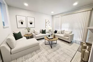 901 Sunset Blvd NE, Renton, WA 98056 - Photo 1