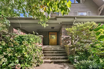 1154 21st Avenue E, Seattle, WA 98112 - Photo 1