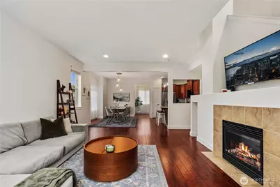 14523 16th Park W #B, Lynnwood, WA 98087 - Photo 1