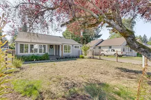 780 G St, Washougal, WA 98671 - Photo 1