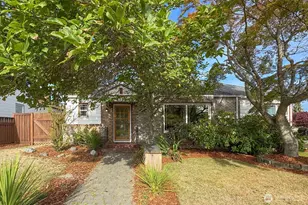 1204 S Oak St, Port Angeles, WA 98362 - Photo 1