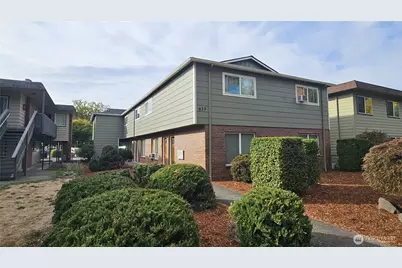 935 16th Avenue, Longview, WA 98632 - Photo 1