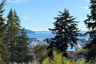 5516 Sunset Ave, Anacortes, WA 98221 - Photo 1