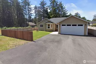 409 Snahapish Ave SE, Ocean Shores, WA 98569 - Photo 1