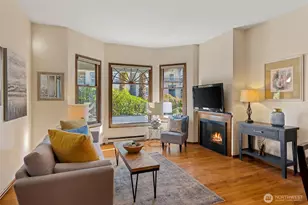 1733 15th Ave, Seattle, WA 98122 - Photo 1