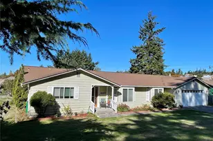 2137 Heritage Way, Oak Harbor, WA 98277 - Photo 1