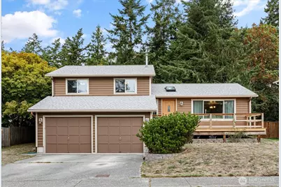 1864 NE 11th Avenue, Oak Harbor, WA 98277 - Photo 1