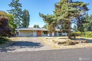 13520 13th Ave Ct E, Tacoma, WA 98445 - Photo 1