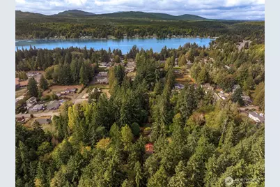 1362 Carr Boulevard, Bremerton, WA 98312 - Photo 1