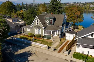 114 11th St Pl, Bremerton, WA 98337 - Photo 1