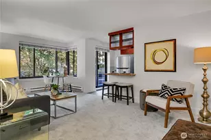 1105 Spring St, Seattle, WA 98104 - Photo 1