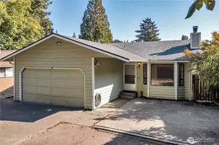 604 S 208th St, Des Moines, WA 98198 - Photo 1