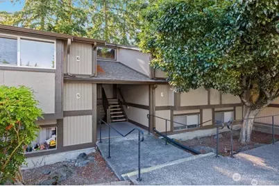 4727 176th Street SW #J8, Lynnwood, WA 98037 - Photo 1