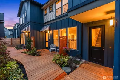 5033 25th Avenue SW #B, Seattle, WA 98106 - Photo 1