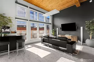 401 9th Ave N, Seattle, WA 98109 - Photo 1