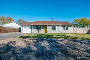 1127 Arlington Dr NE, Moses Lake, WA 98837 - Photo 1