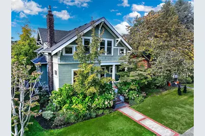 3879 44th Avenue NE, Seattle, WA 98105 - Photo 1