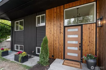 1605 S Highland Avenue, Tacoma, WA 98465 - Photo 1