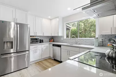 722 Wandering Creek Drive, Bothell, WA 98021 - Photo 1