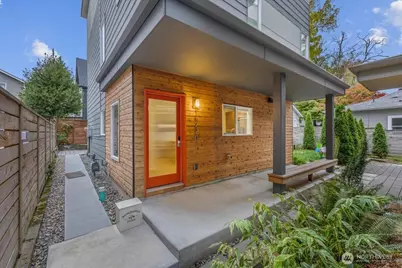 1722 NW 60th Street, Seattle, WA 98107 - Photo 1